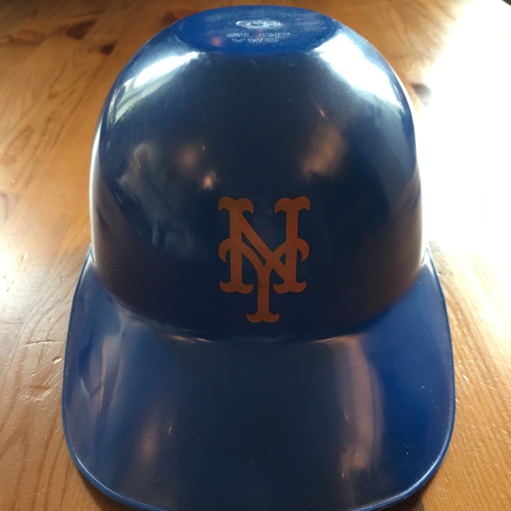 Plastic Mets Helmet Bowl